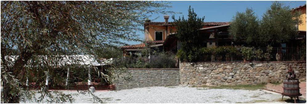 La Valle Guest House Castelnuovo Magra Ngoại thất bức ảnh